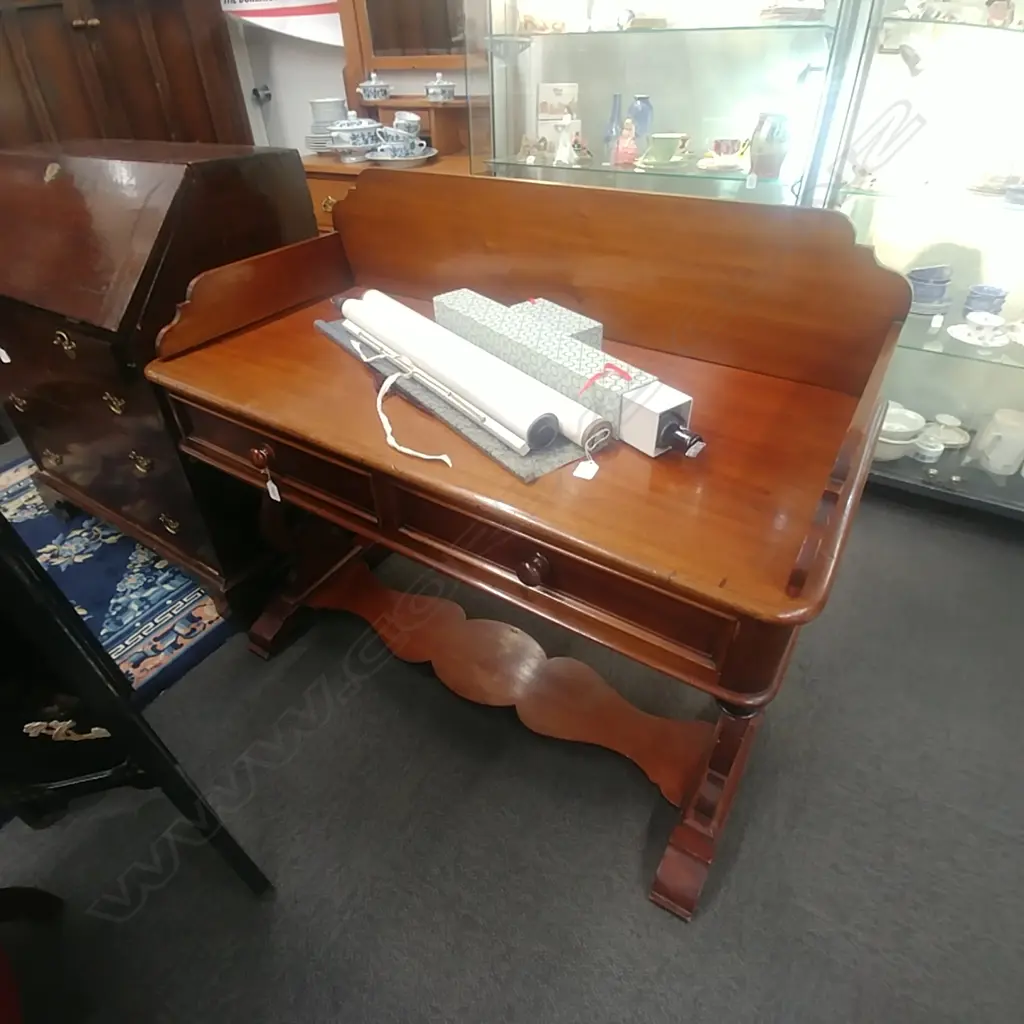 MAHOG HALL TABLE W/ UPSTAND Image 1++