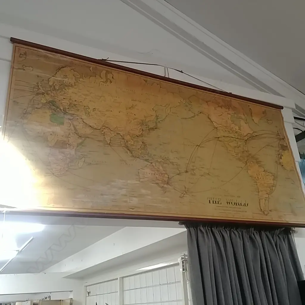 LARGE VINTAGE MAP OF THE WORLD Image 1++