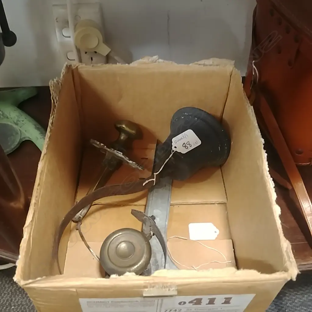 ANTIQUE DOOR BELL+PULL Image 1++