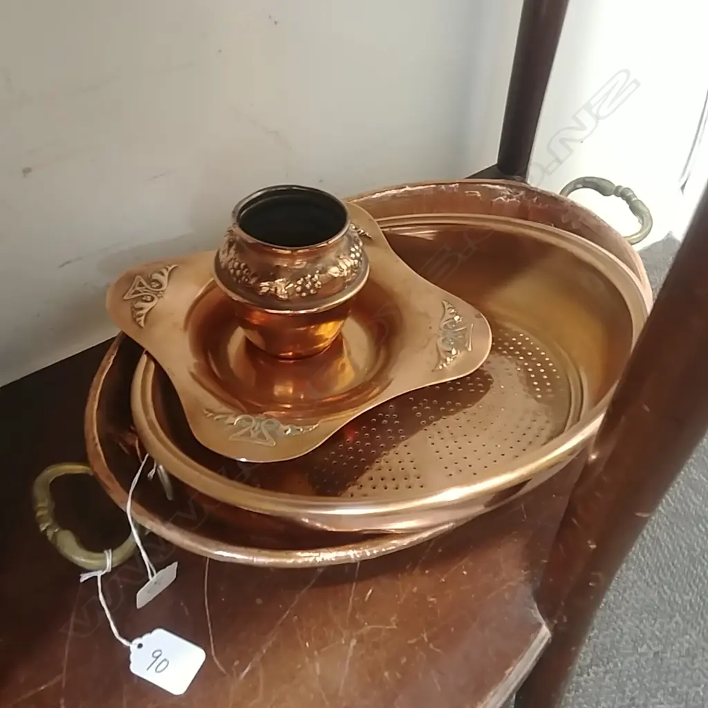 COPPER TRAY/VASE/STRAINER/DISH Image 1++