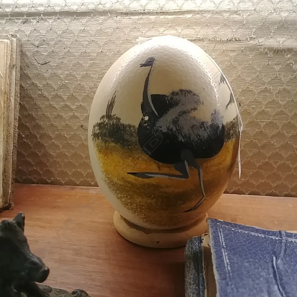PAINTED OSTRICH EGG Image 1++