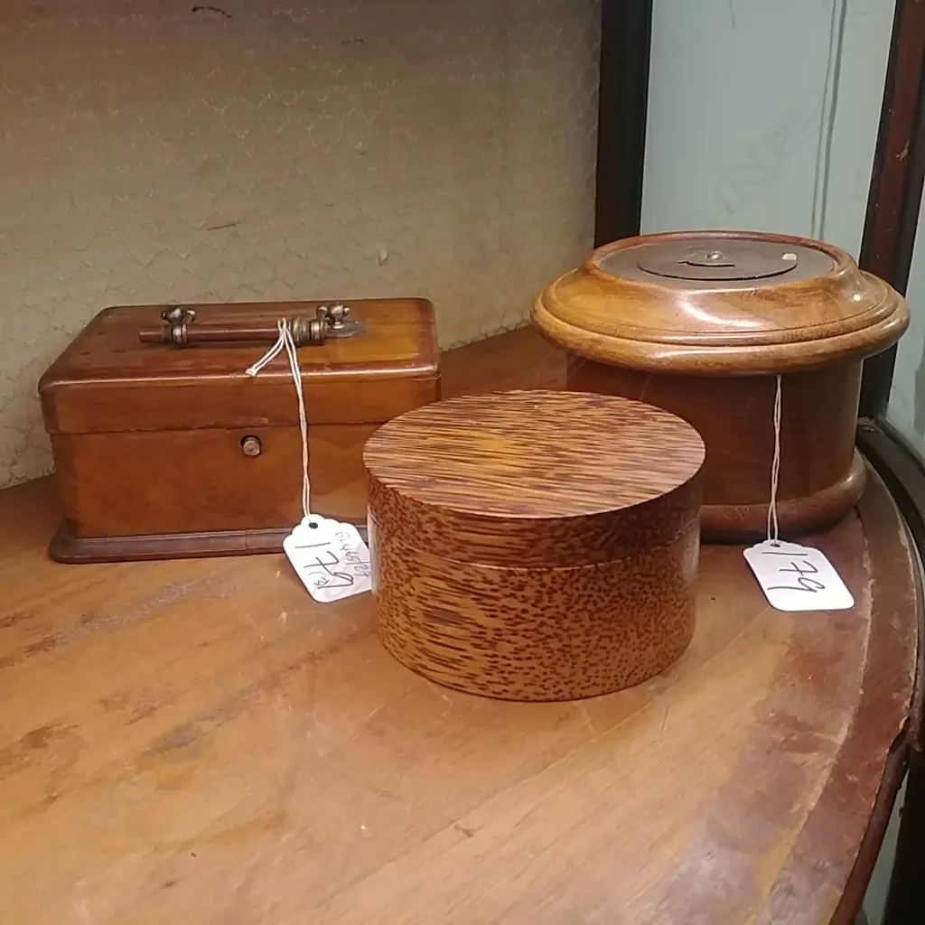 3 WOODEN BOXES ONE WITH CALENDAR TOP Image 1++