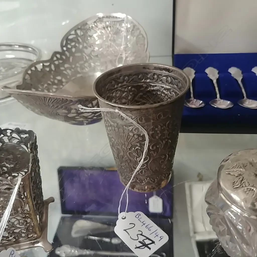 BURMESE SILVER BEAKER Image 1++