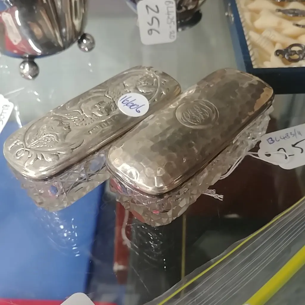 2 STG TOPPED HAIR PIN DISHES 16606 Image 1++