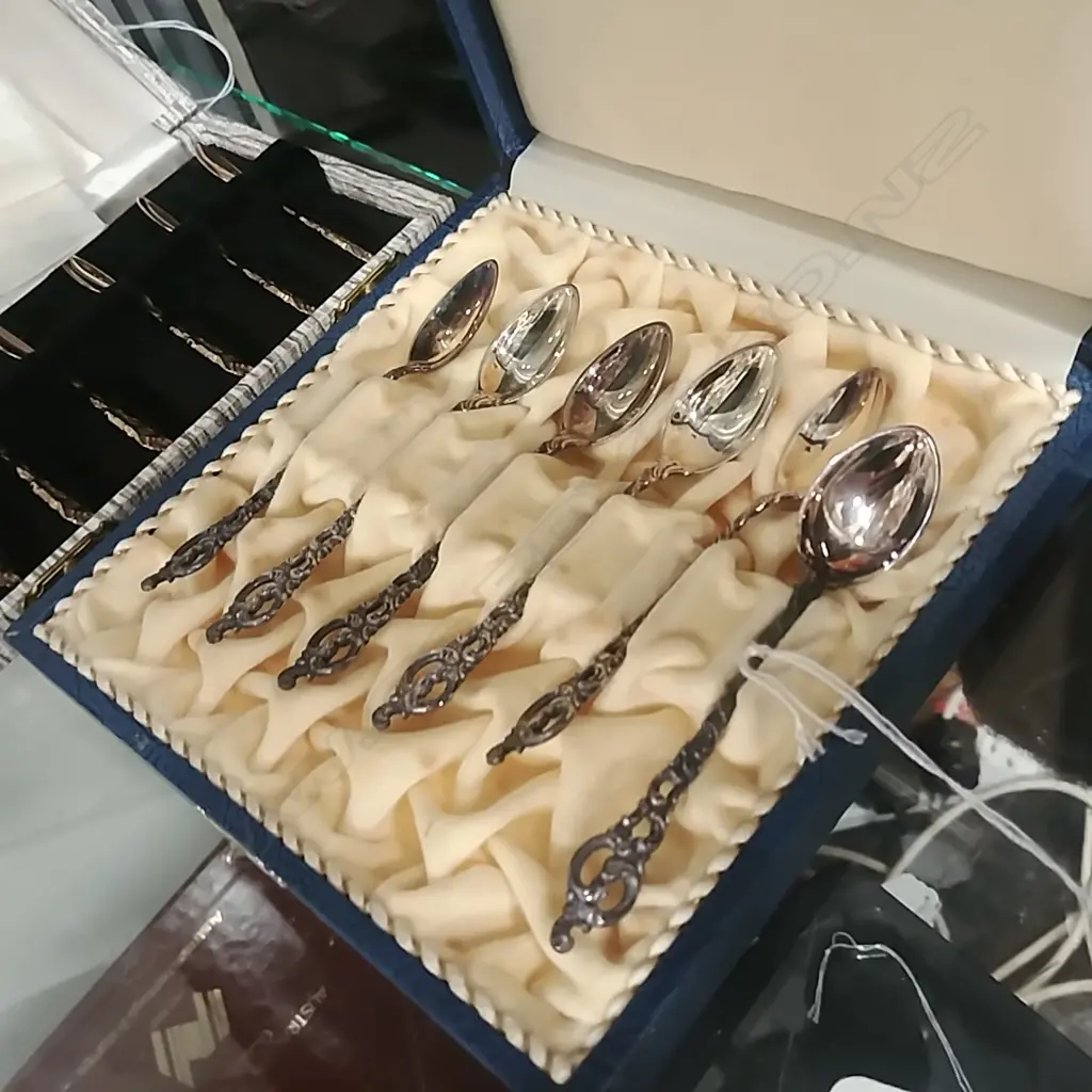CASED NORWEGIAN STG SILVER TEASPOONS Image 1++