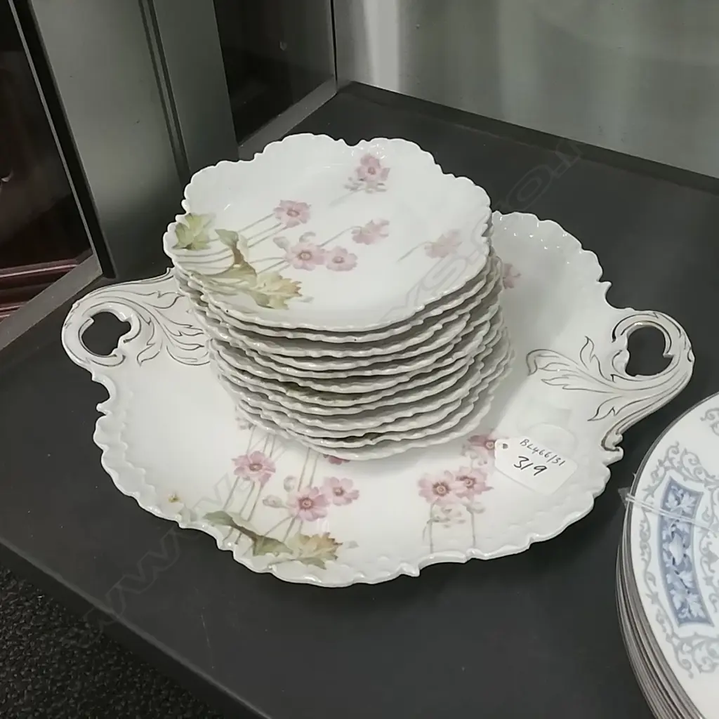 CONT PLATE & DISHES SET Image 1++