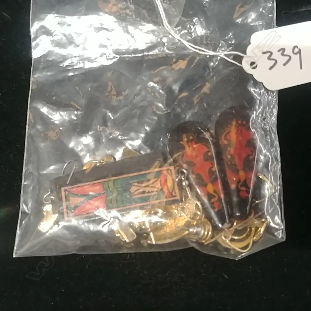 5 PRS OF DROP EARINGS Image 1++