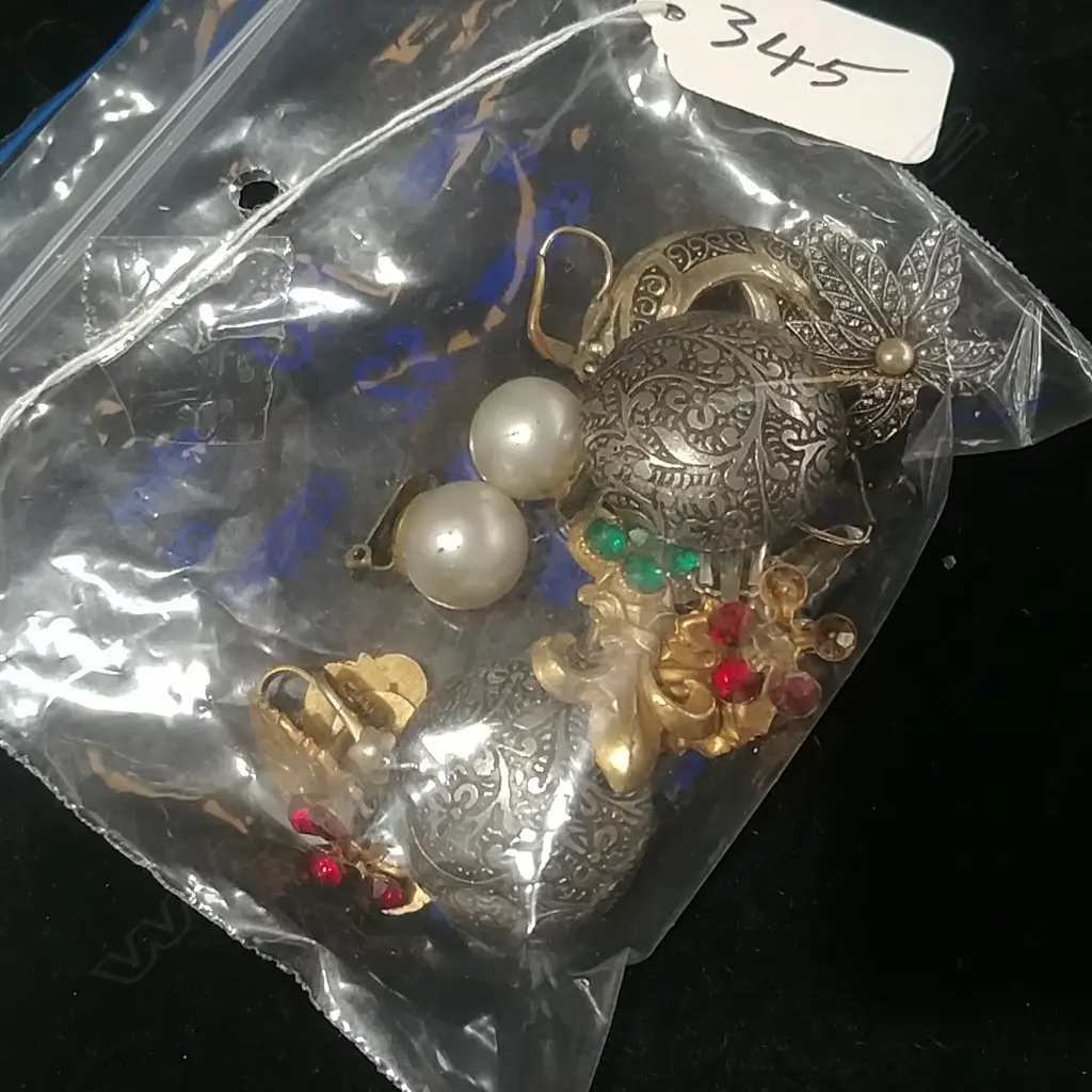 CLIP ON+ SCREW EARRINGS Image 1++