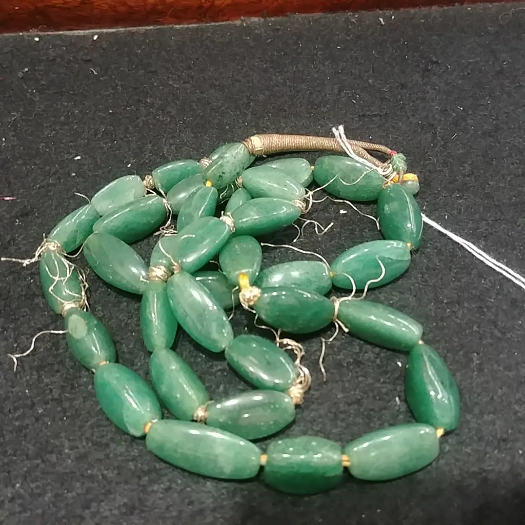 JADE NECKLACE Image 1++