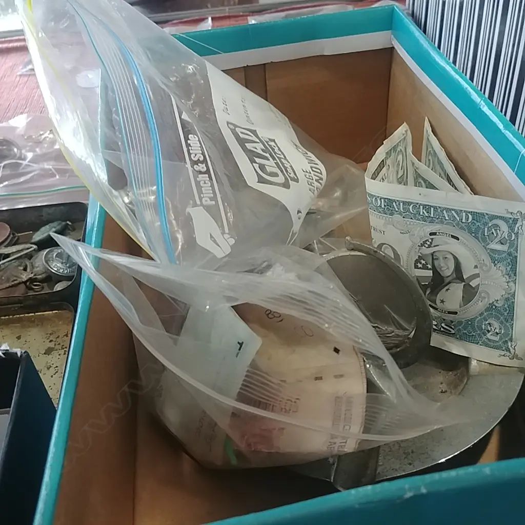 SML BOX OF BADGES, COIN ETC Image 1++