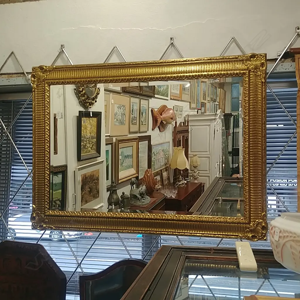 GILT FRAMED MIRROR Image 1++