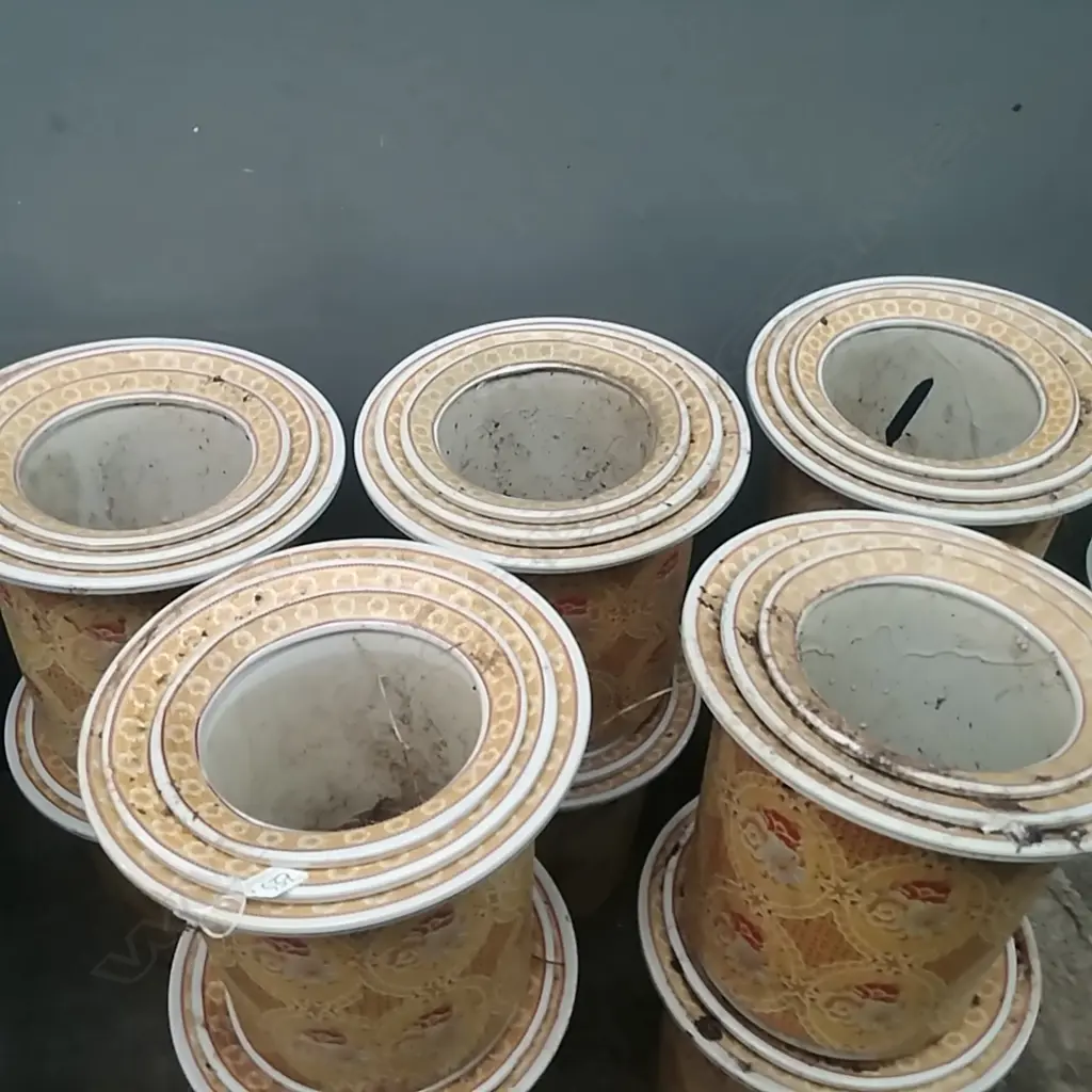 5 SETS OF 3 GRADUATED YELLOW PLANT POTS  Image 1++