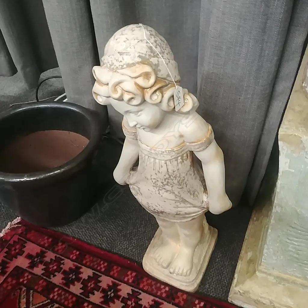 GIRL GARDEN ORNAMENT Image 1++