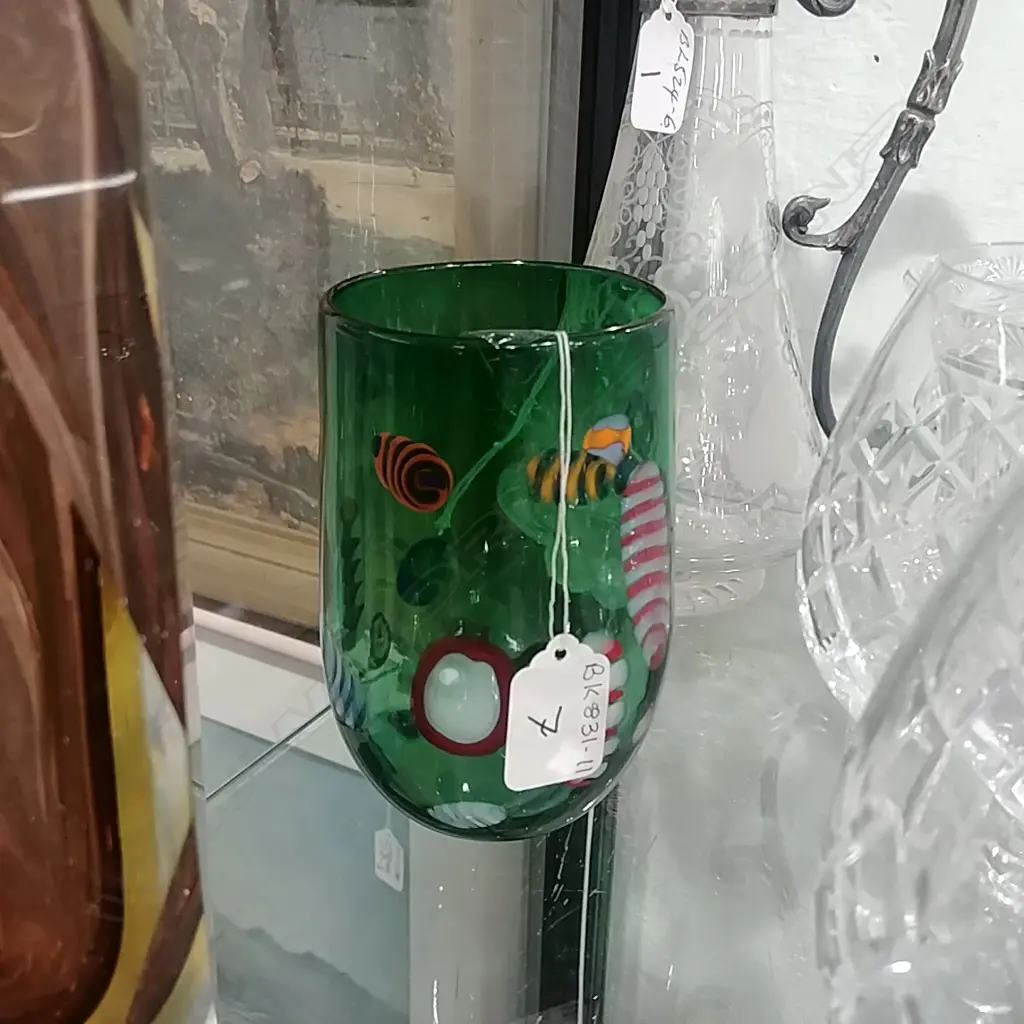 GARY NASH GLASS VASE Image 1++