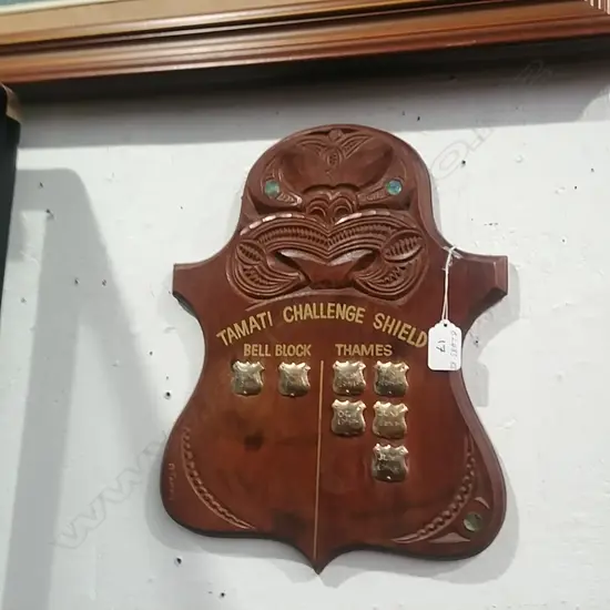 VINTAGE MAORI CARVED 'TAMATI CHALLENGE SHIELD'