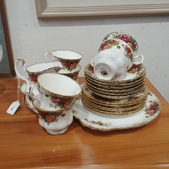 R/ALBERT O C R 21PC TEA SET