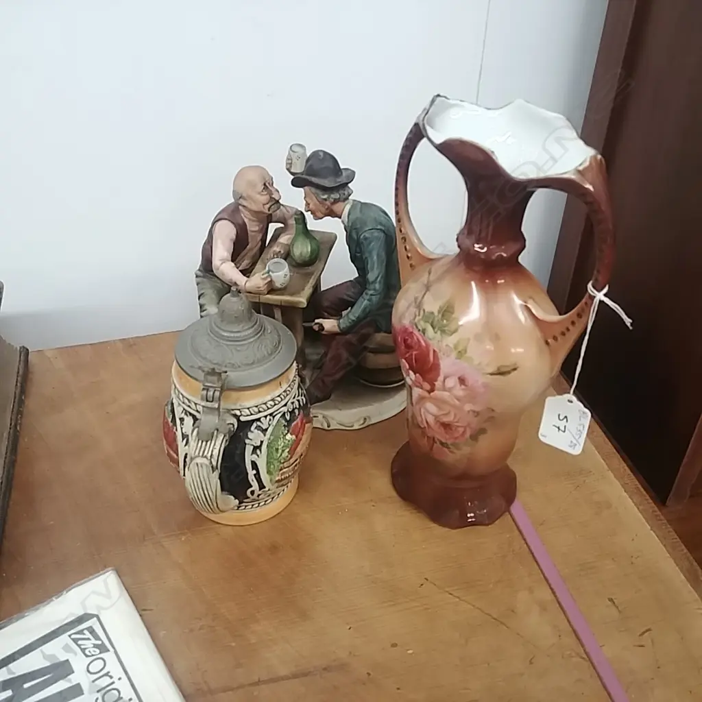VICT. VASE + GERMAN MUG + CERAMIC FIGURE GROUP Image 1++