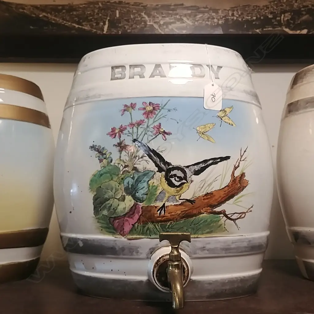 BRANDY BARREL Image 1++