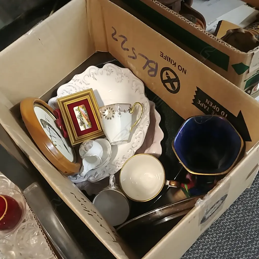 BOX LOT CHINA ETC Image 1++
