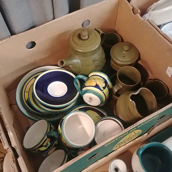 2 CERAMIC TEA SETS NZ