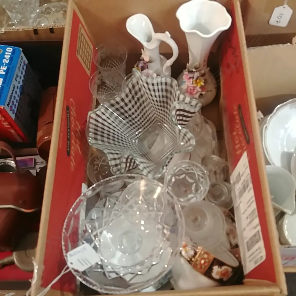SMALL BOX GLASSES & CHINA Image 1++
