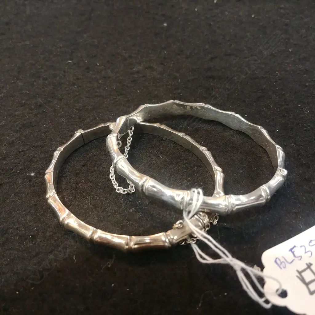 2 S/S HINGED BANGLES Image 1++