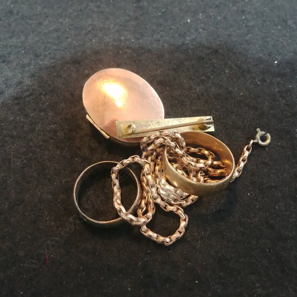 9CT LOCKET /RINGS+CHAIN APPROX 18.85G Image 1++