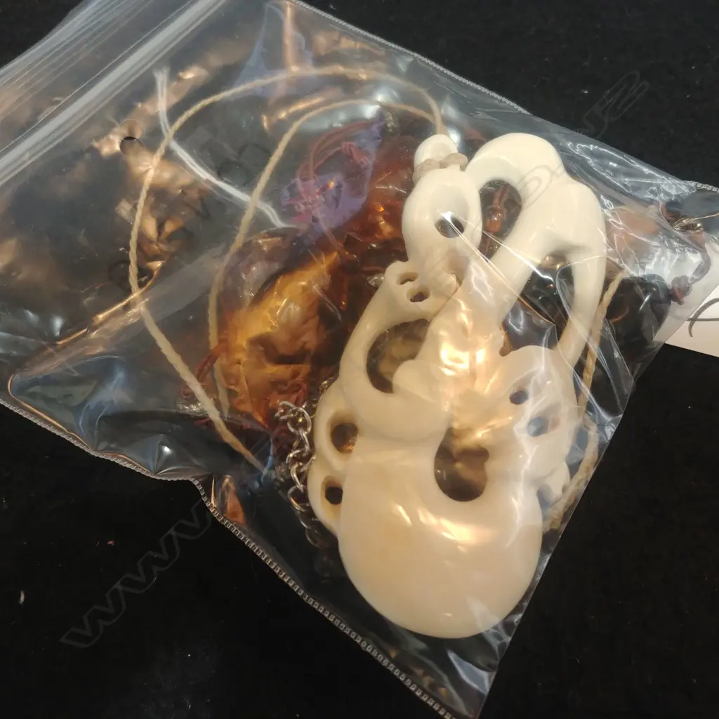CARVED BONE PENDANT & AMBER TYPE NECKLACE Image 1++