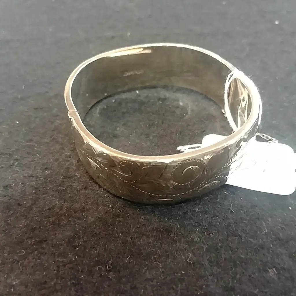 SILVER GILT BANGLE Image 1++