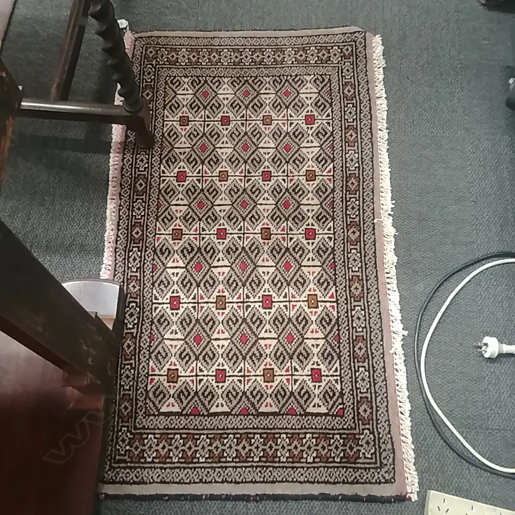 TURKOMAN RUG 103 X 56MM Image 1++
