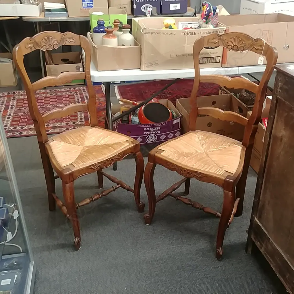 PR FRENCH RUSH SEATED CHAIRS Image 1++