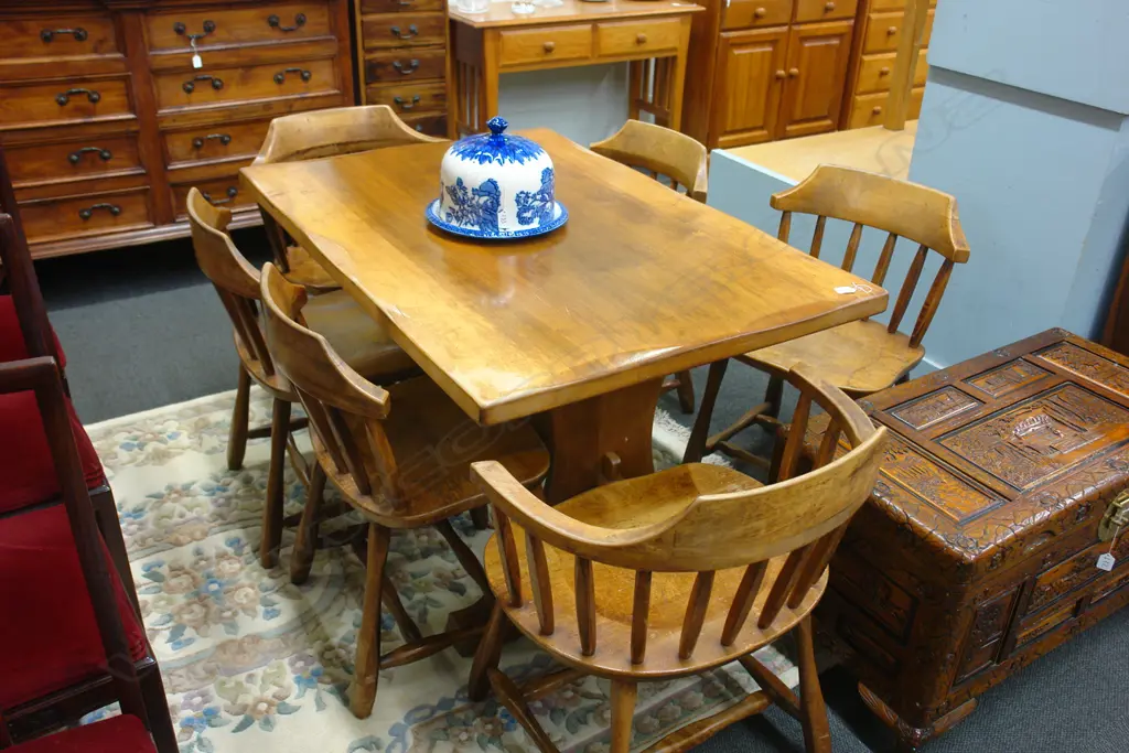 HEAVY BEECH DINING TABLE +6 SPOKE BACK CHAIRS Image 1++