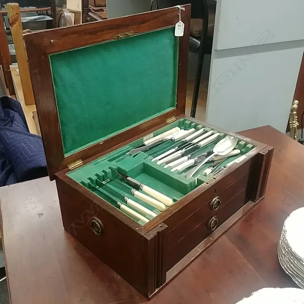 OAK CANTEEN  PART CUTLERY Image 1++