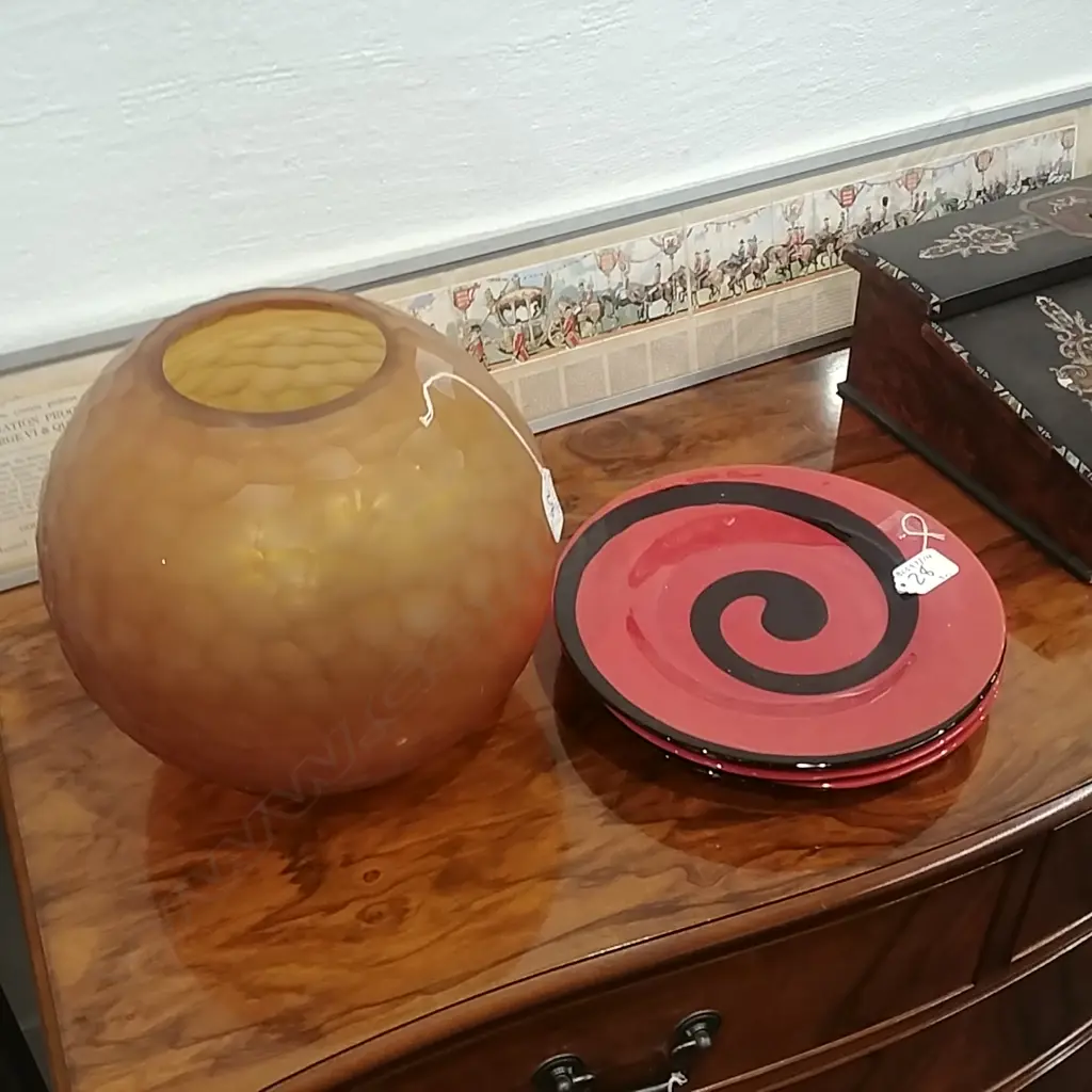 AMBER GLASS VASE & 3 MURANO GLASS PLATES Image 1++