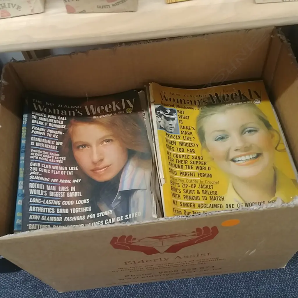 ASST 50-70S WOMAN'S MAGAZINES Image 1++
