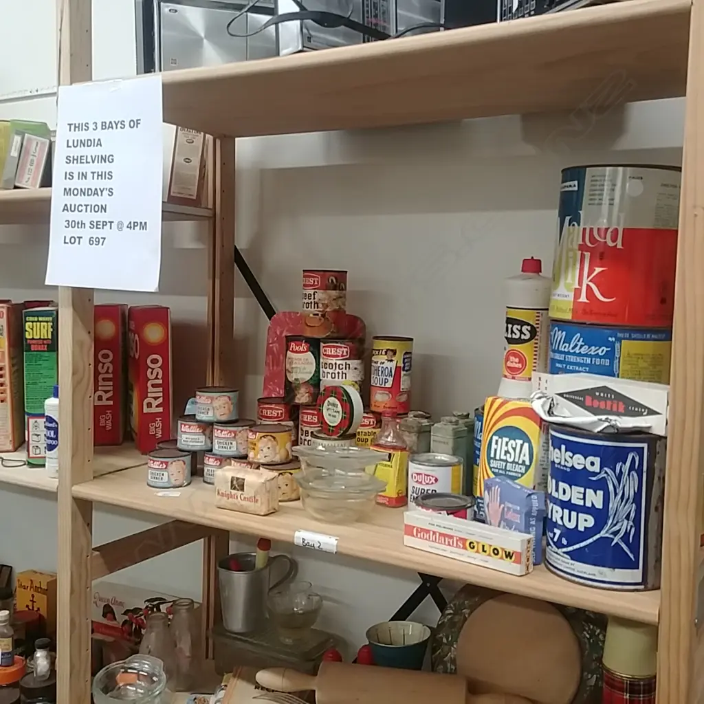 LOT ASST VINTAGE TIN AND FOOD PRODUCTS Image 1++