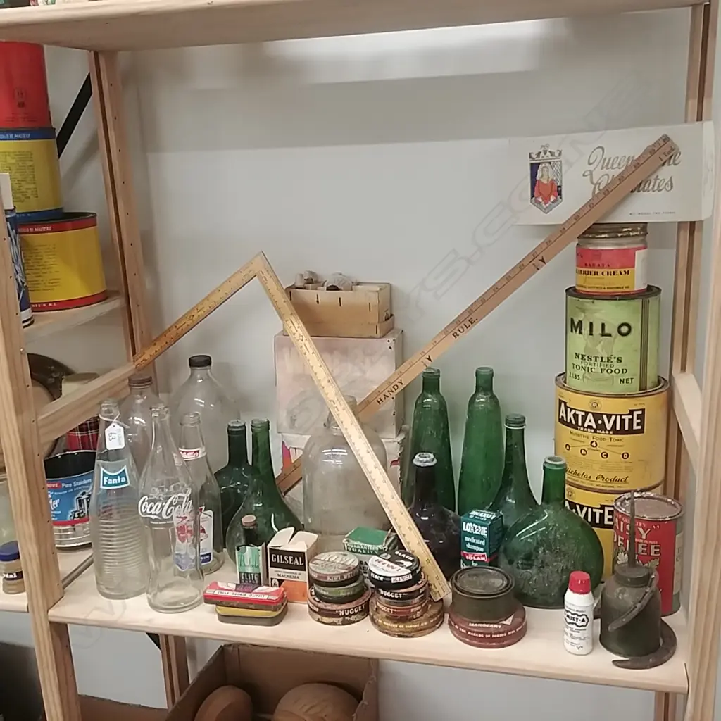 ASST VINTAGE TINS/COKE/FANTA BOTTLES ETC Image 1++