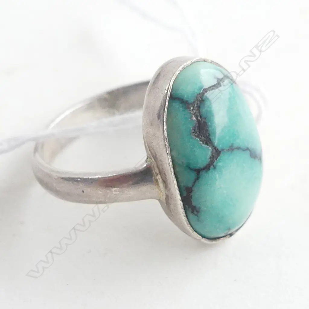 TURQUOISE & SILVER RING  SIZE P Image 1++