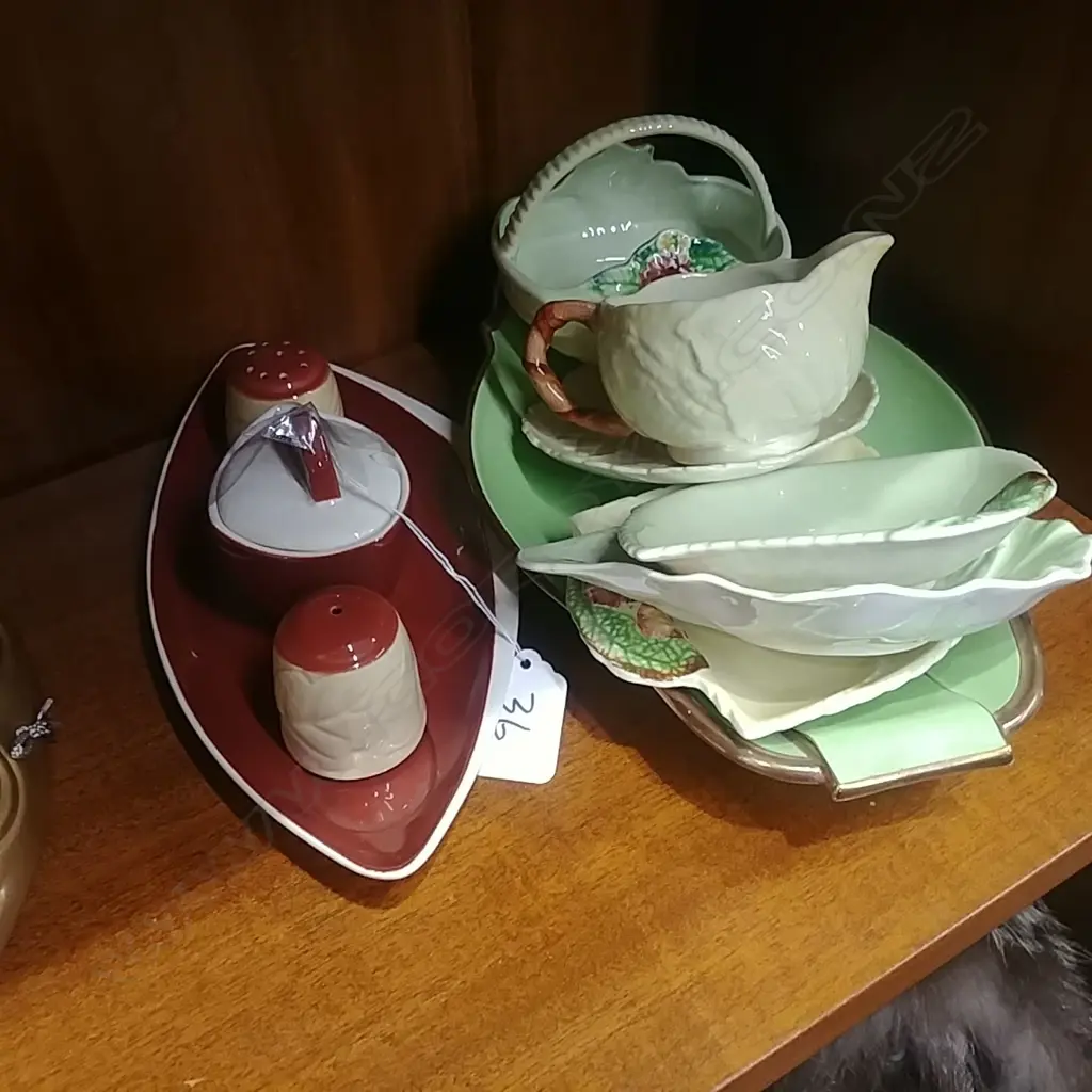 ASST C/WARE DISHES + CONDIMENTS Image 1++