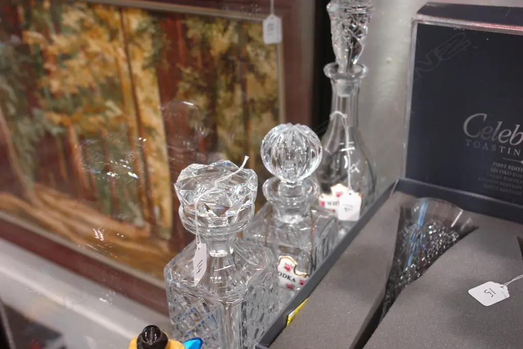 3X CRYSTAL DECANTERS; 2 CHINA NAME LABELS Image 1++
