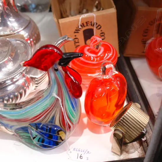 3 ART STUDIO GLASS ( BIRD, 2 GLASS APPLES)