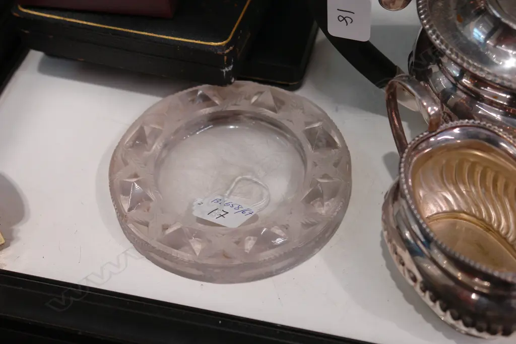 LALIQUE DISH Image 1++