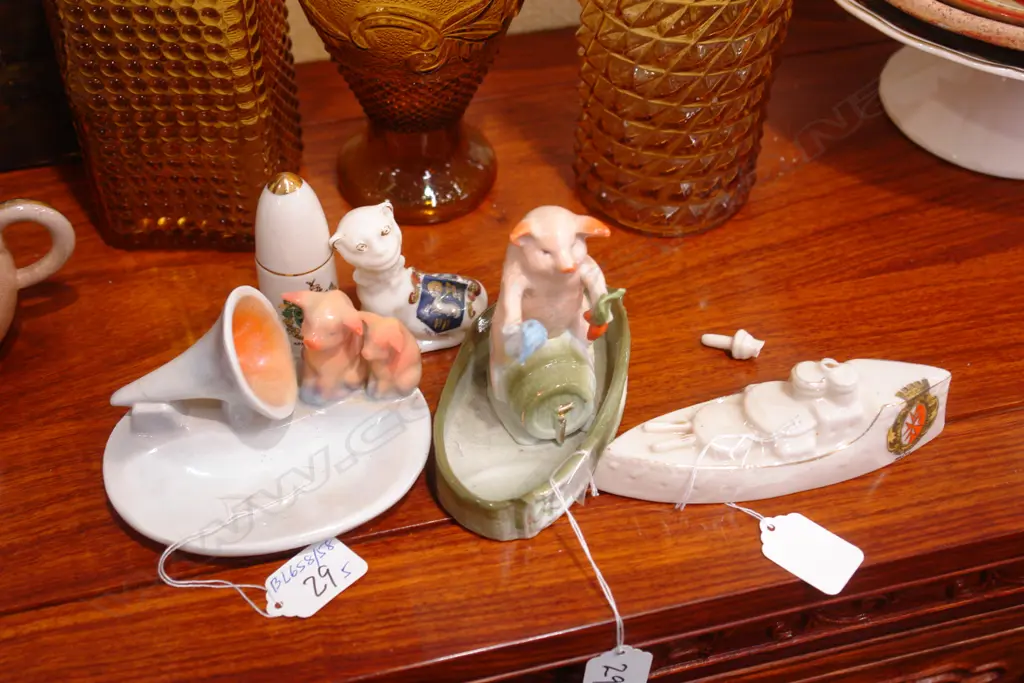2 PIG ORNS, & 3 SOUVENIRS  PCS Image 1++