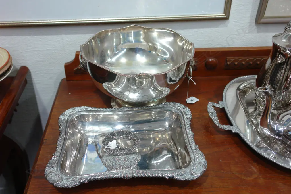EP ON COPPER PUNCH BOWL & VEG DISH Image 1++