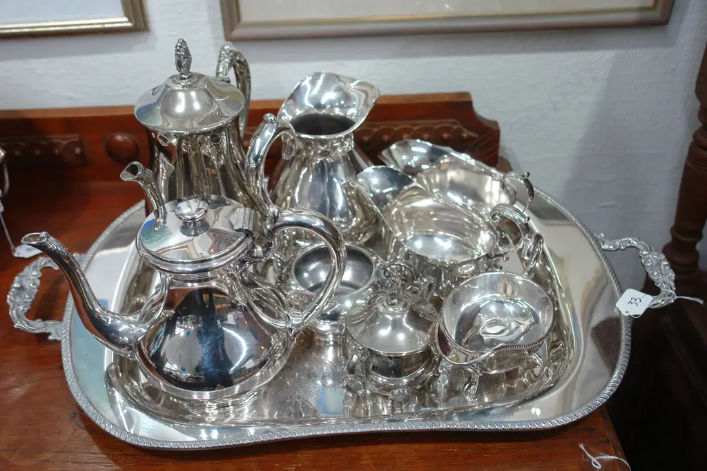 EP TRAY TEASET & SAUCE JUGS Image 1++