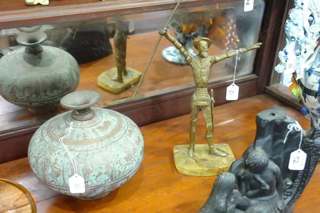 BRASS VASE & BRASS FIG. Image 1++