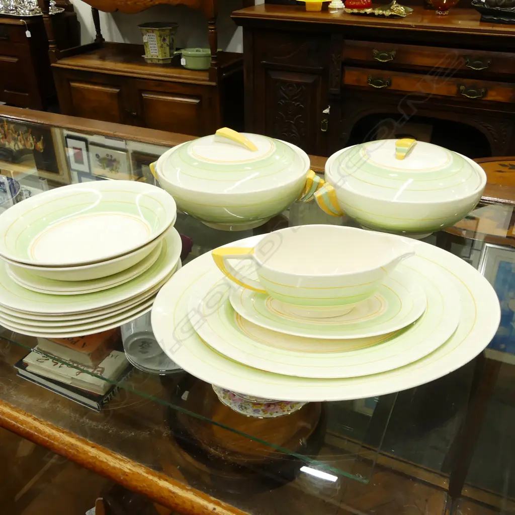 W/W RETRO PART DINNER SET Image 1++