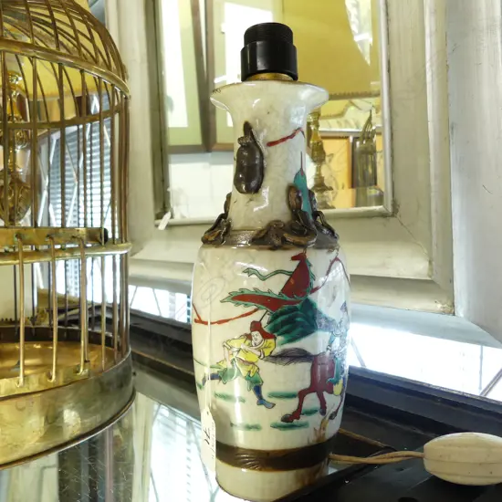 CHINESE CRACKLE GLAZE LAMP ON STAND