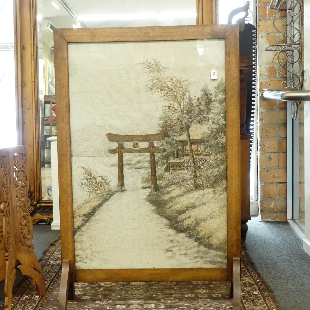 JAPANESE EMBROIDERED FIRESCREEN Image 1++