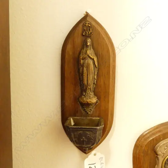 2 HOLY WATER FONTS